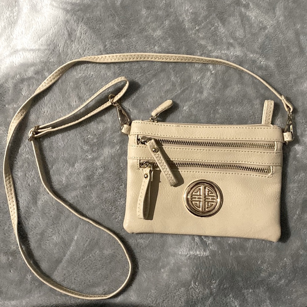 Tan crossbody